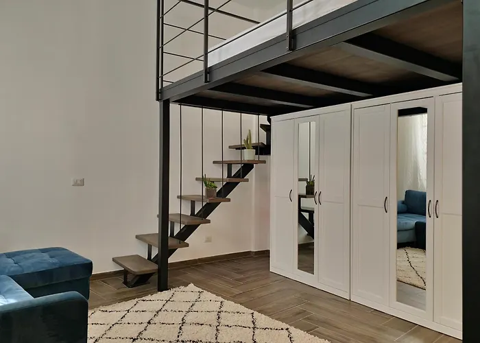 Stylish Duplex In The Heart Of Milan - Navigli Bocconi